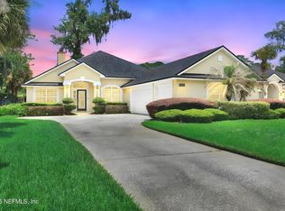 1862 Sentry Oak Ct, Fleming Island, FL 32003