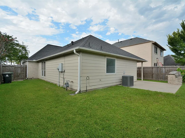 9238 Clearwood Landing Blvd — Photo 16
