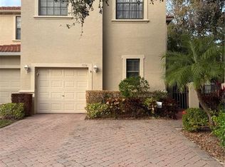 7576 Bristol CIR, NAPLES, FL 34120