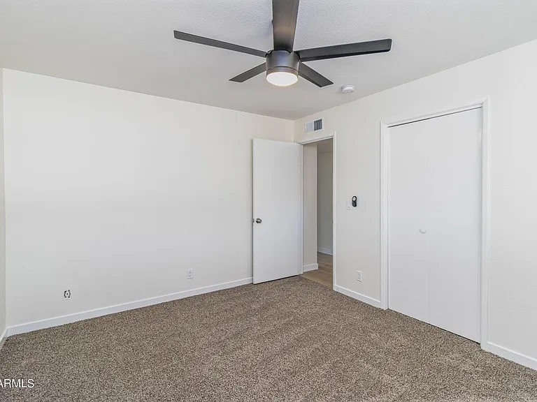 1303 W Devonshire St #1 — Photo 24