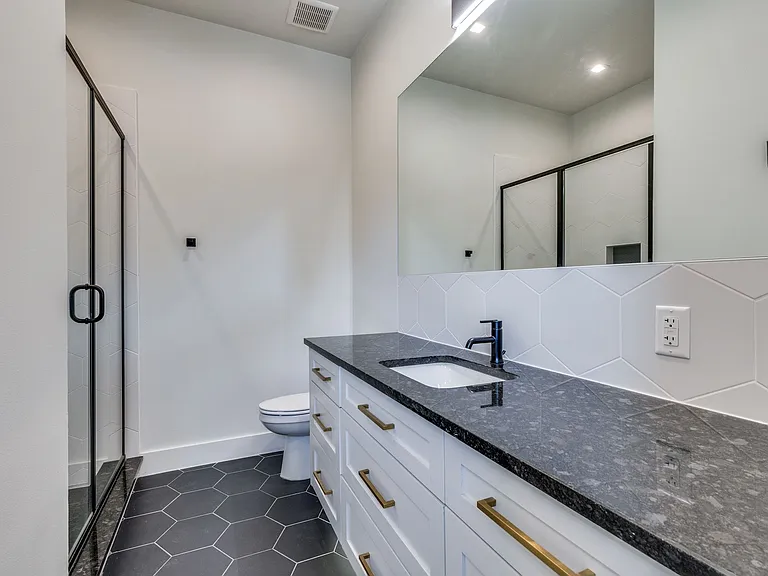 The Fairmount at Magnolia — Photo 25
