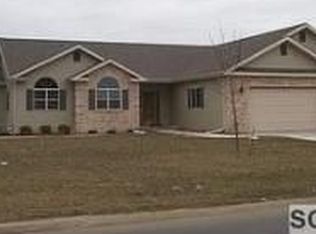 6412 Nature Valley Dr, Waunakee, WI 53597
