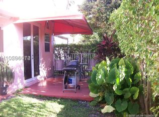 1113 SE 5th Ct, Dania, FL 33004