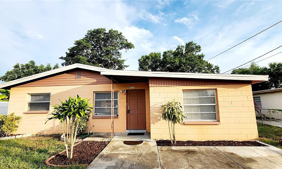 1st image of 2919 E Linebaugh Ave