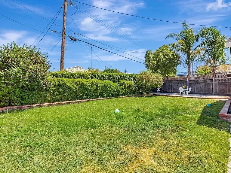 4848 Anna Dr — Photo 3