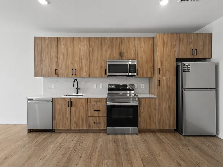 Oso Apartments — Photo 92