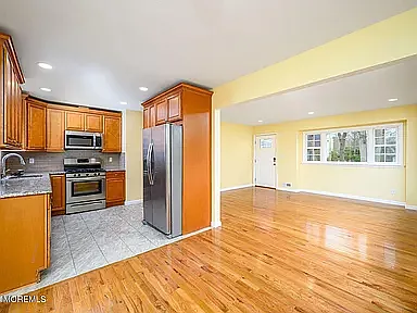 19 Princeton Dr — Photo 6