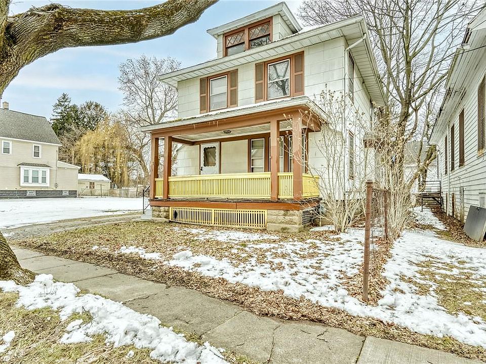 1st image of 61 Lill St