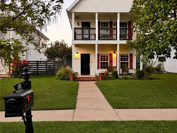 3616 S Tower Cir, Fayetteville, AR 72704