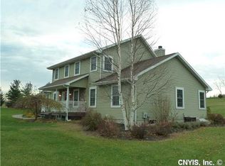 1554 Middle Rd, Oneida, NY 13421