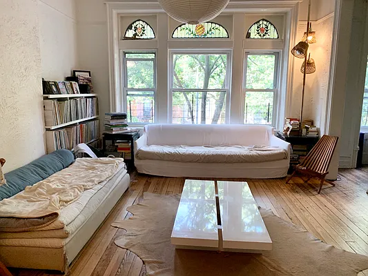 Rented by Garfield Realty  | media 40