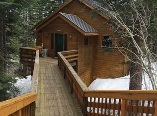 388 Schimke Rd, Bear Valley, CA 95223