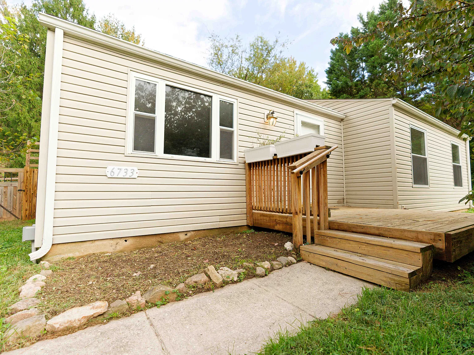 3 bed, 1040 sqft, $3,000 — Photo 4