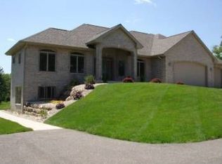 8665 Airport Rd, Middleton, WI 53562