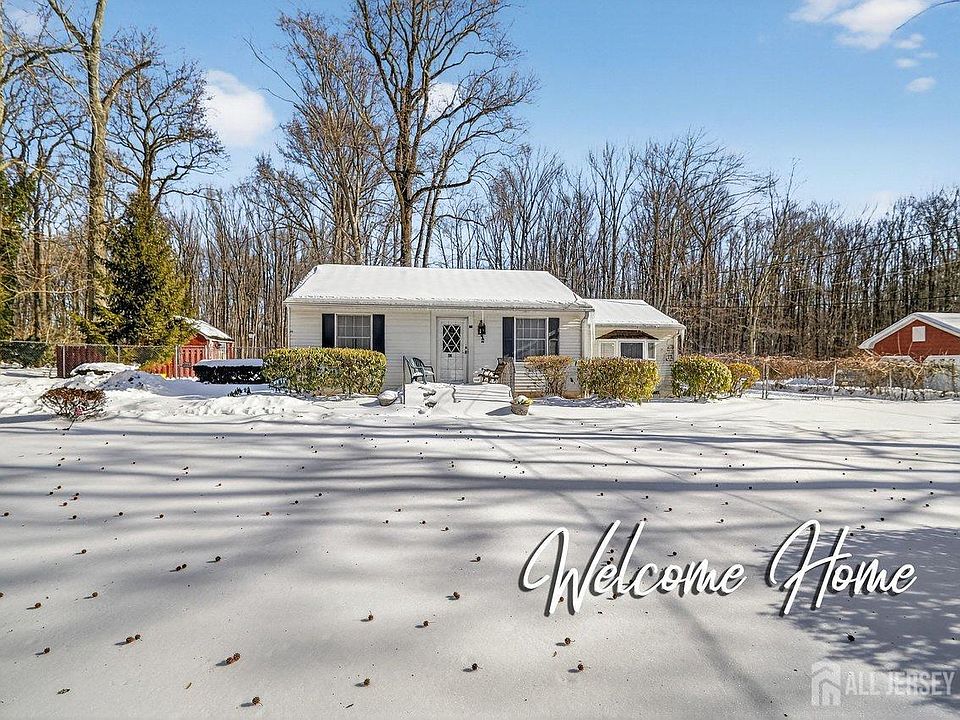 1st image of 163 Deans Ln S