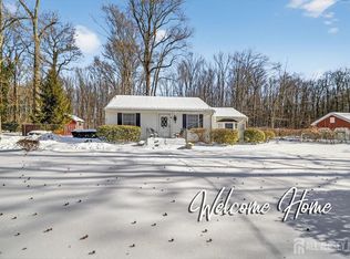 163 Deans Ln S, Monmouth Junction, NJ 08852