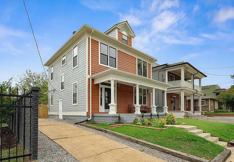156 N Tucker St — Photo 3