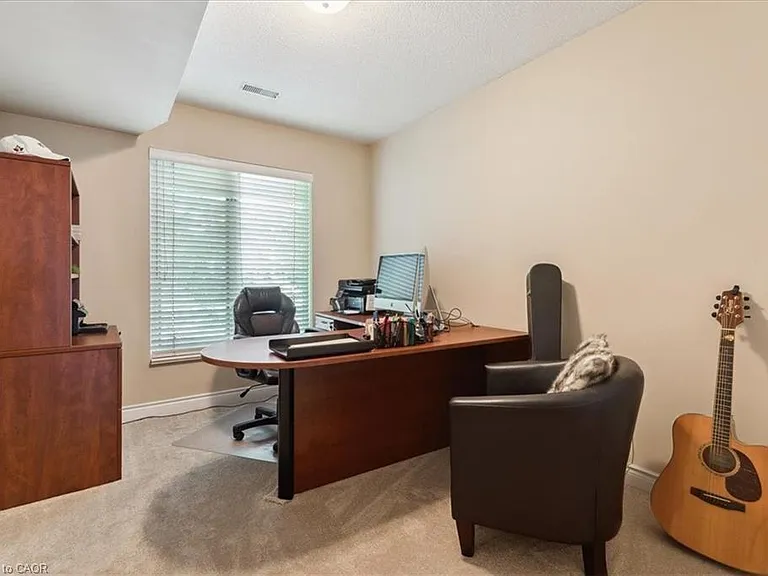 442 Maple Ave #Townhouse 1-1 — Photo 15
