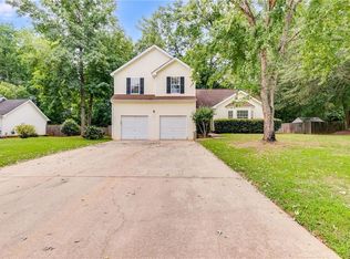 6795 Manor Creek Dr, Douglasville, GA 30135