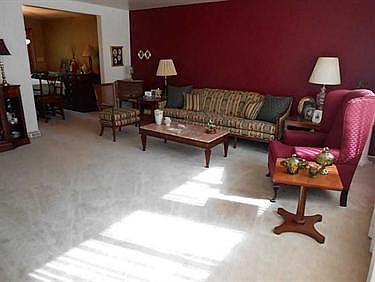 2nd image of 6048 Oak Park Dr