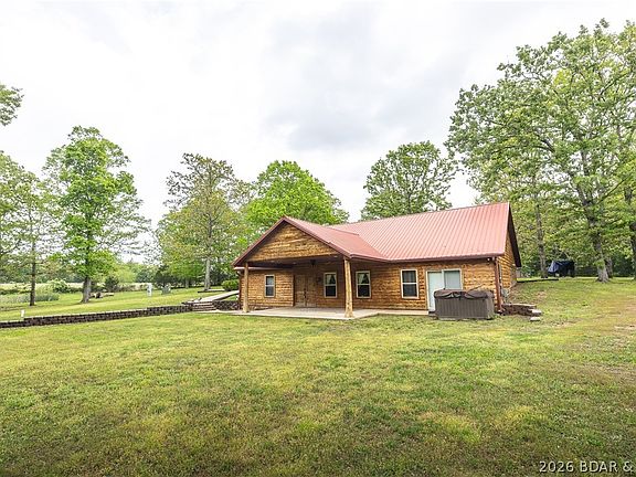 4th image of 27655 Sandy Dr