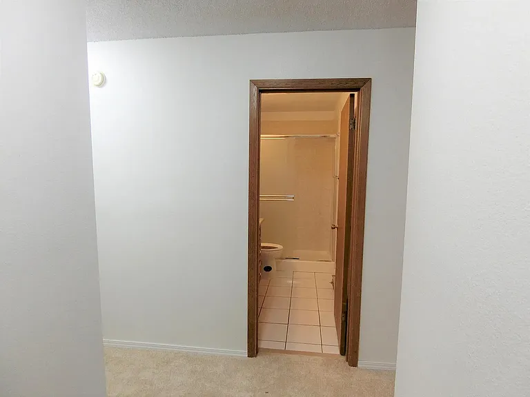 5842 NE 75th St #C107 — Photo 18