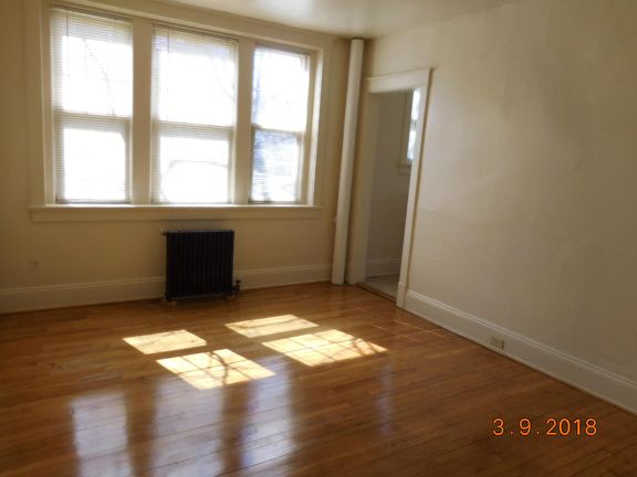 4th image of 825 Westover Ave