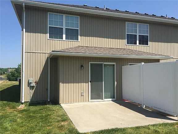 3rd image of 13694 Oak Valley Dr
