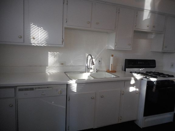 5th image of 34020 Caseville Ct