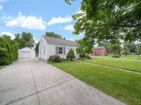 309 E Logan St, Tecumseh, MI 49286