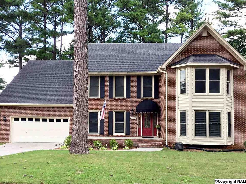 1st image of 15007 Leafmore Dr SE