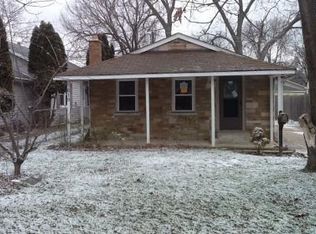 619 Howard Ave, Aurora, IL 60506