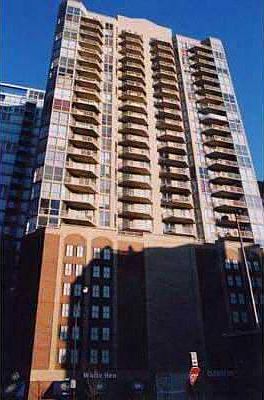 Popular River North Building