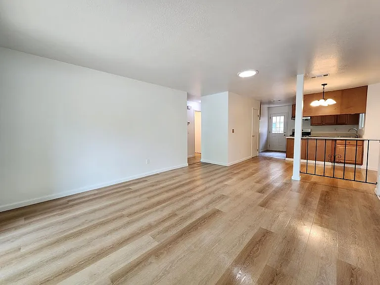 1101 Mission Blvd — Photo 26