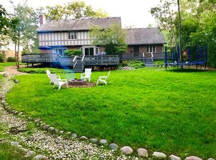 3 Parton Ct, Lake Forest, IL 60045