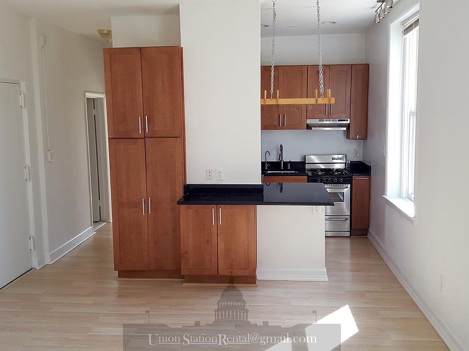 Stylishly Updated Kitchen