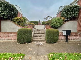 2625-2639 SE Main St #2631, Portland, OR 97214