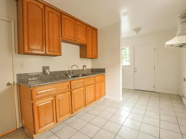 322 S Garfield Ave, Monterey Park, CA