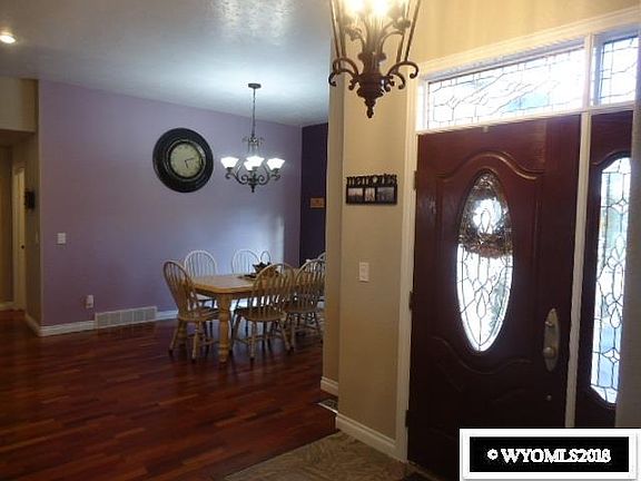 2nd image of 1117 Applewood Dr
