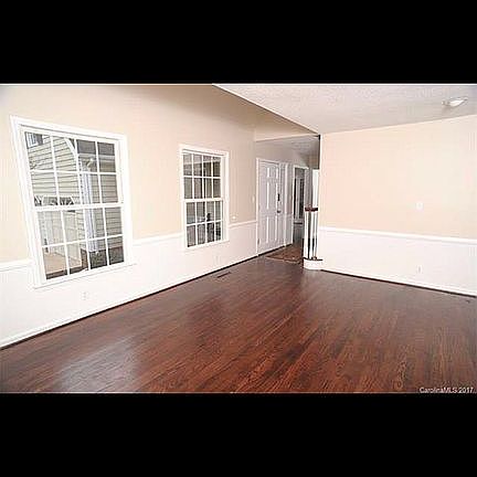 2nd image of 110 Lois Ln