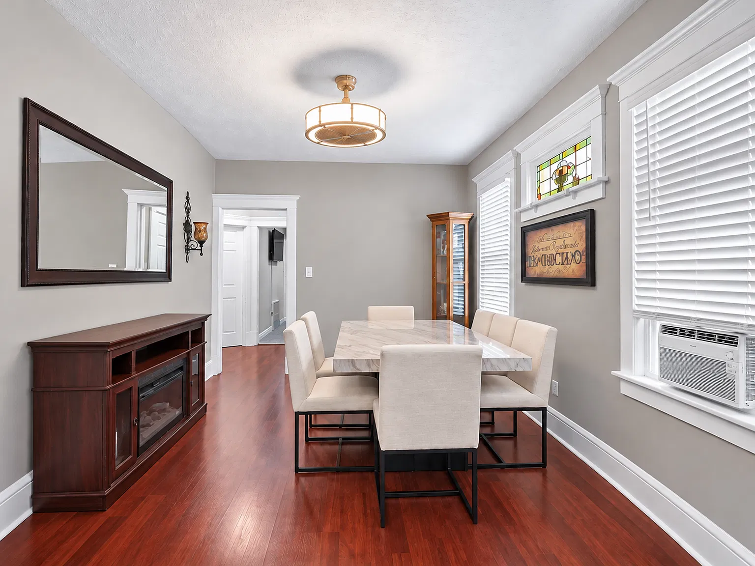 2 bed, $2,575 — Photo 4