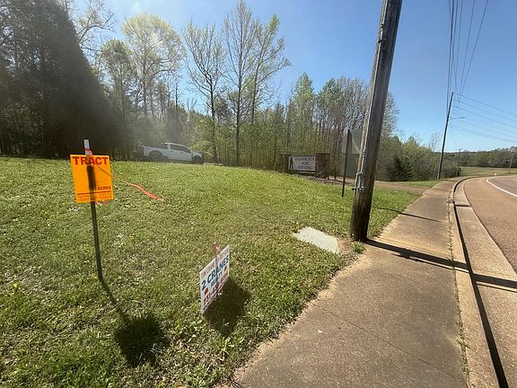 2nd image of TRACT 1 W Main St