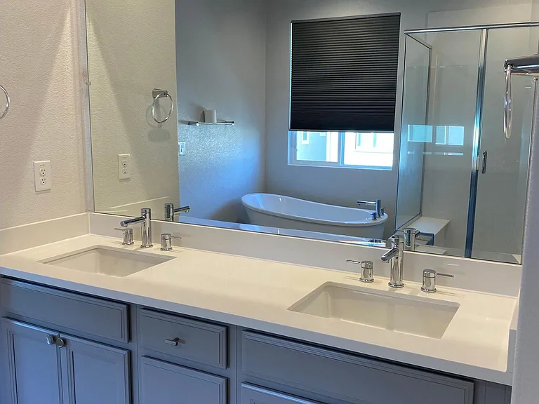 925 Bergenia St — Photo 26
