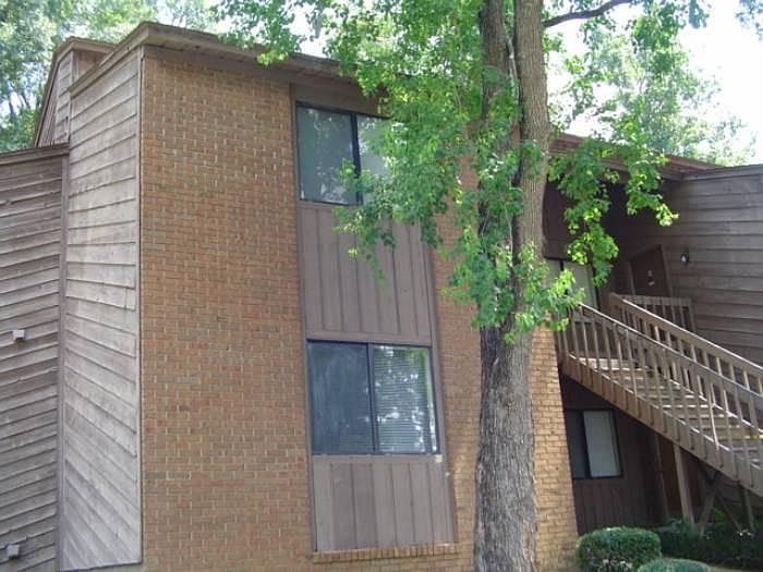 1st image of 1415 Willow Bend Way APT D
