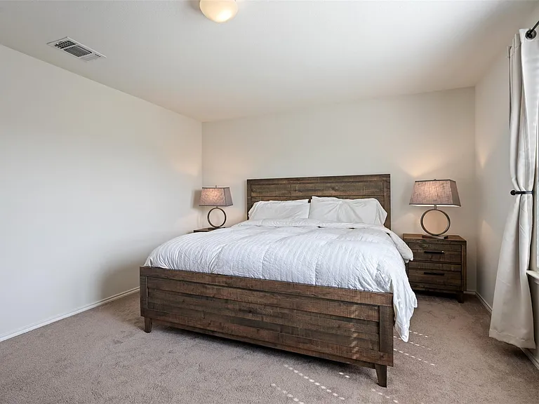 328 Thornless Cir — Photo 20