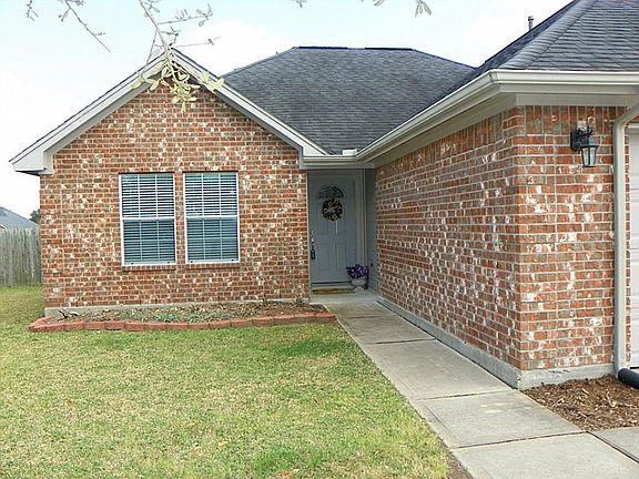 3rd image of 3811 Margaret St
