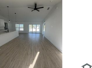 3026 NE 6th Pl, Cape Coral, FL 33909
