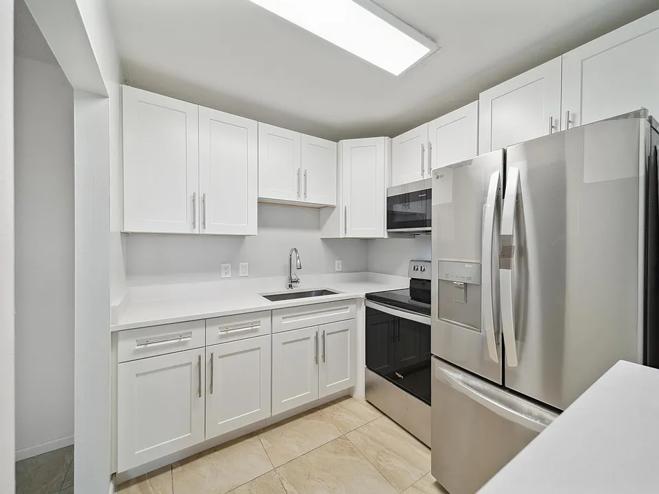 114 Northampton St #114-F