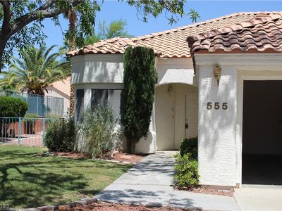 555 Falls Cir, Mesquite, NV, 89027