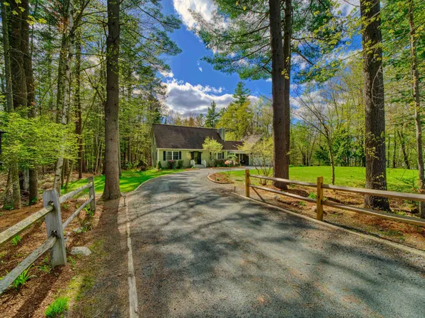 22 Pine Ridge Road, Sunapee, NH 03782